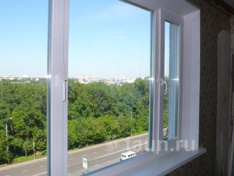 Фото 11. Пластиковое окно TROCAL c подоконником (Витраж VPL) и откосами из сэндвич панели (вид: Фото 10 - вид слева)